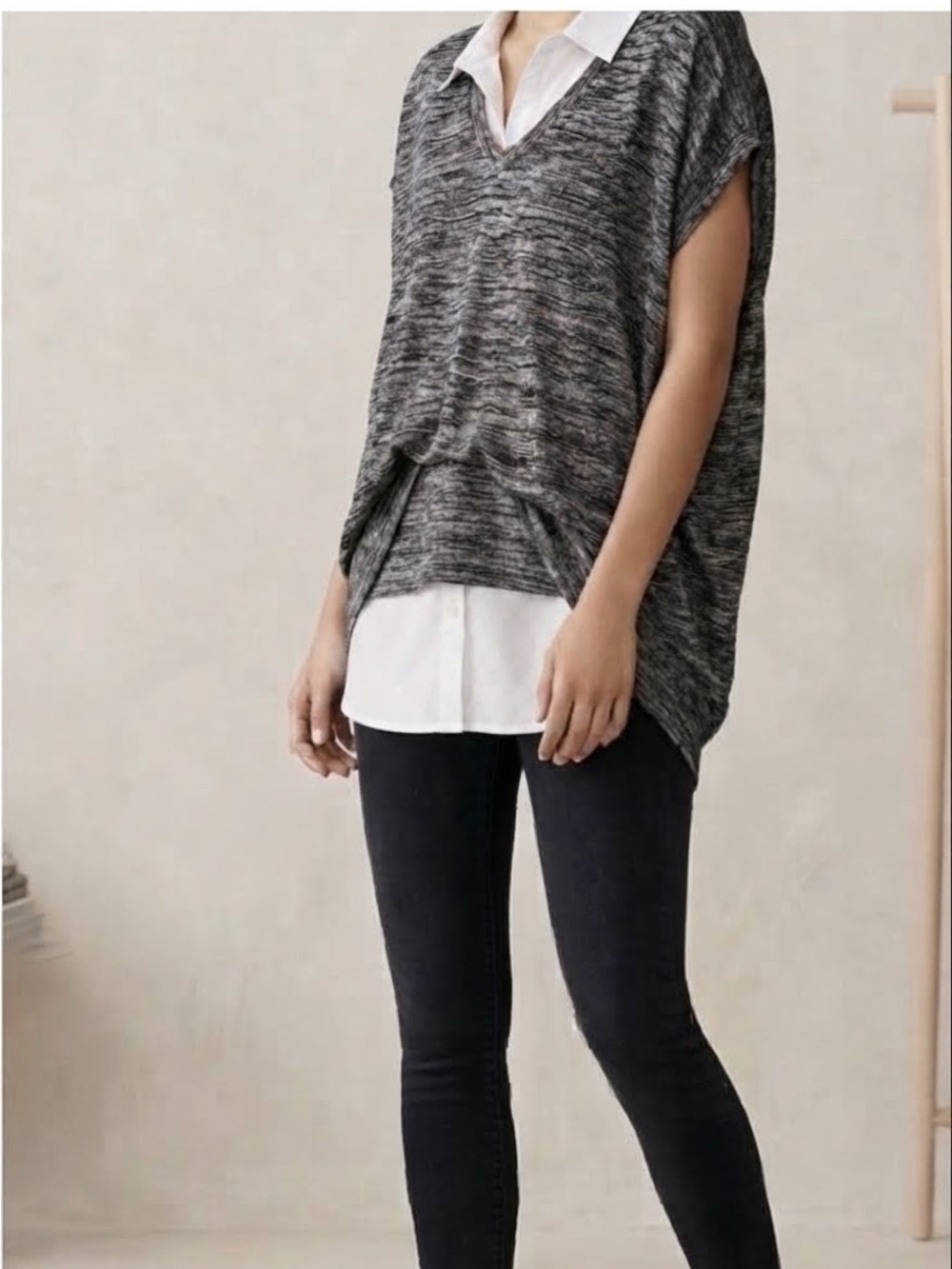 V-Neck Tunic / Wilfred Free From Aritzia